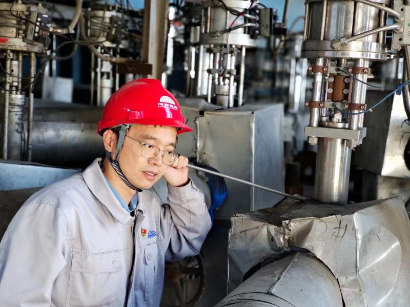 对话劳模：纵目不见浪花，仰面一江波澜 ——记河南省劳动圭表获得者许国胜